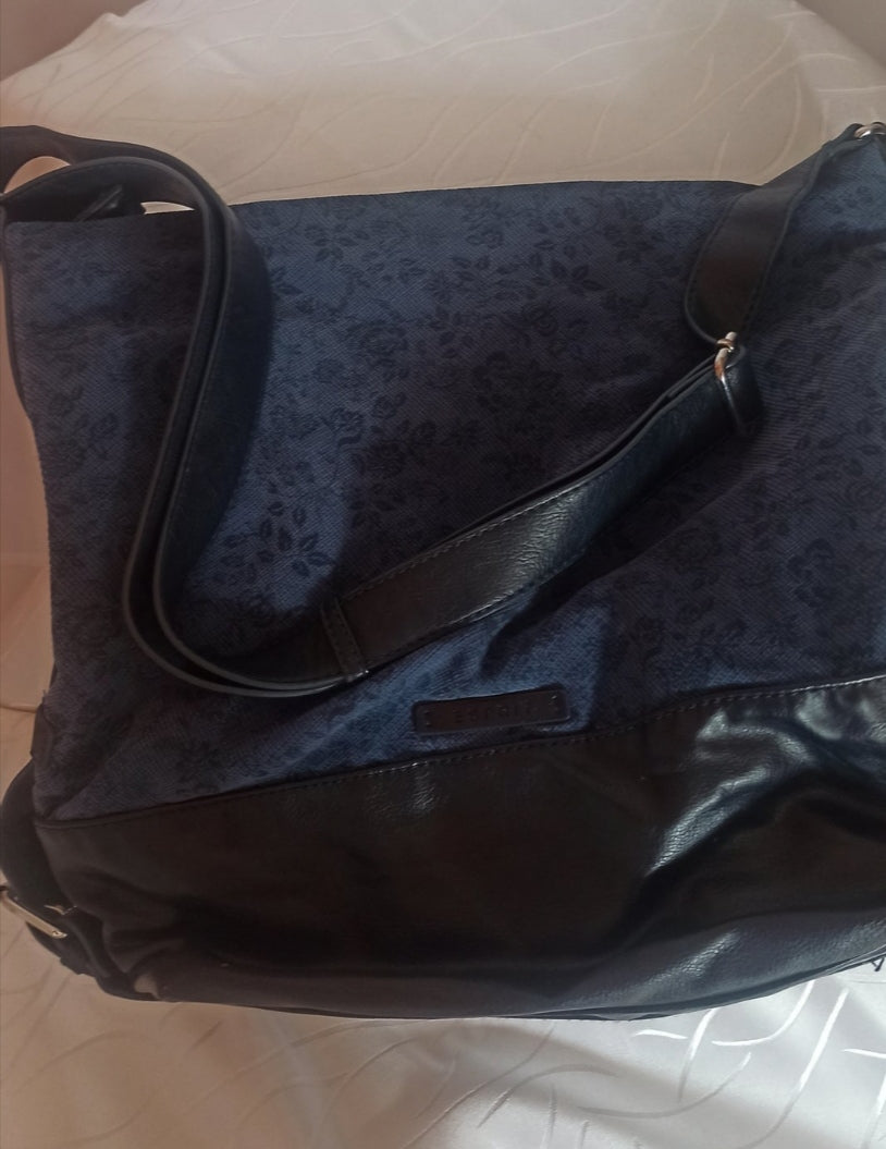 Schultertasche von Esprit