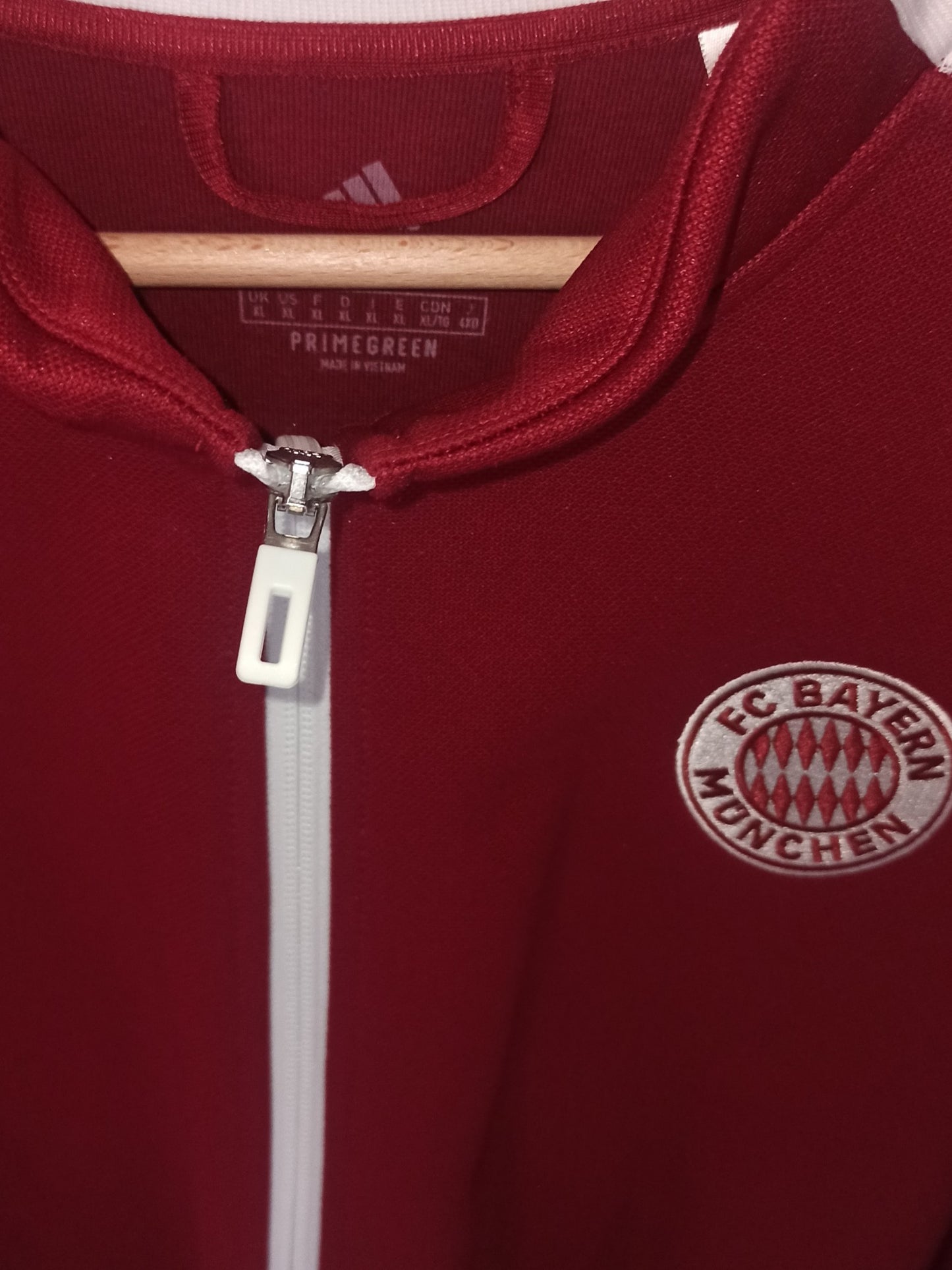 FC Bayern München Jacke Gr.XL