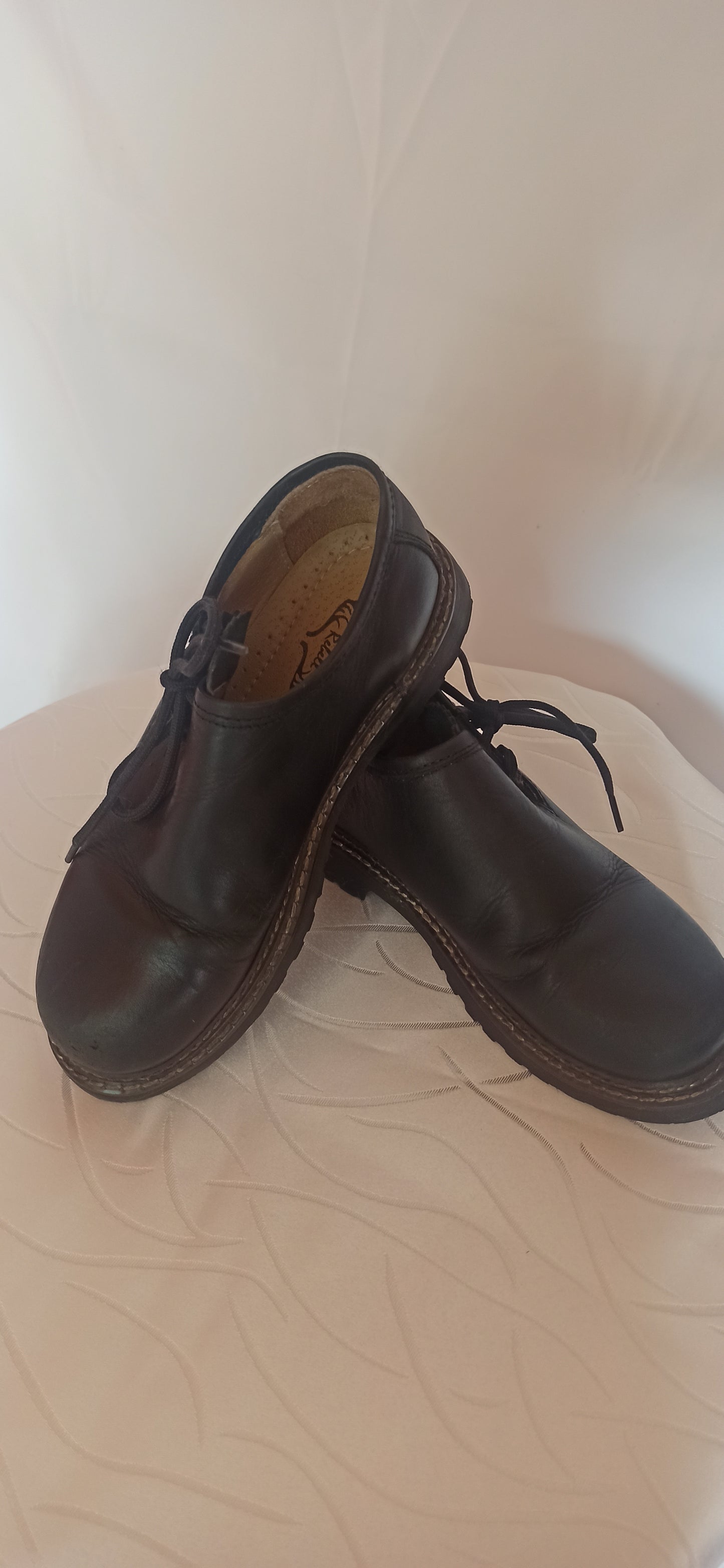 Schnürschuhe Gr. 34